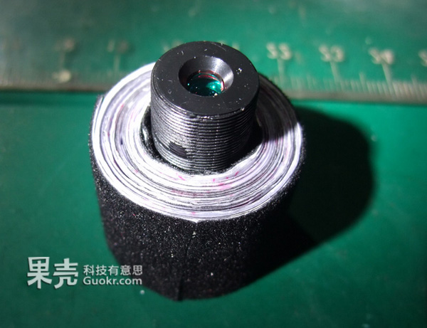 下面处理物镜部分.和目镜的处理办法差不多,也是层层卷绕,增加厚度.