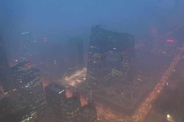大雾中的北京 图片来自Ed Jones/AFP/Getty Images