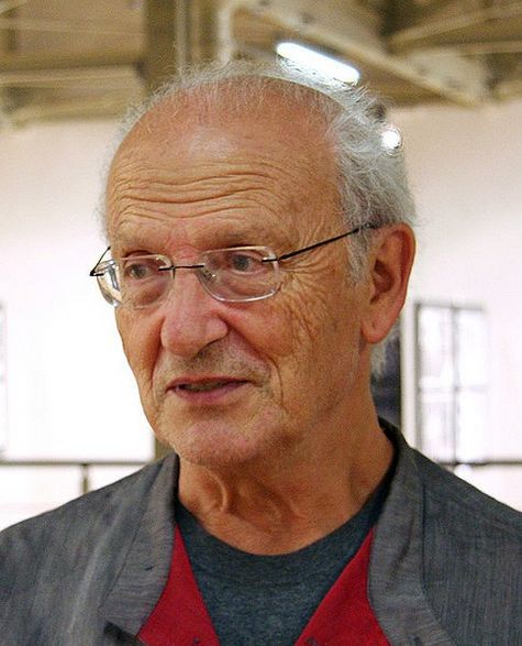 让•“墨必斯”•吉罗(Jean “Moebius” Giraud)。
